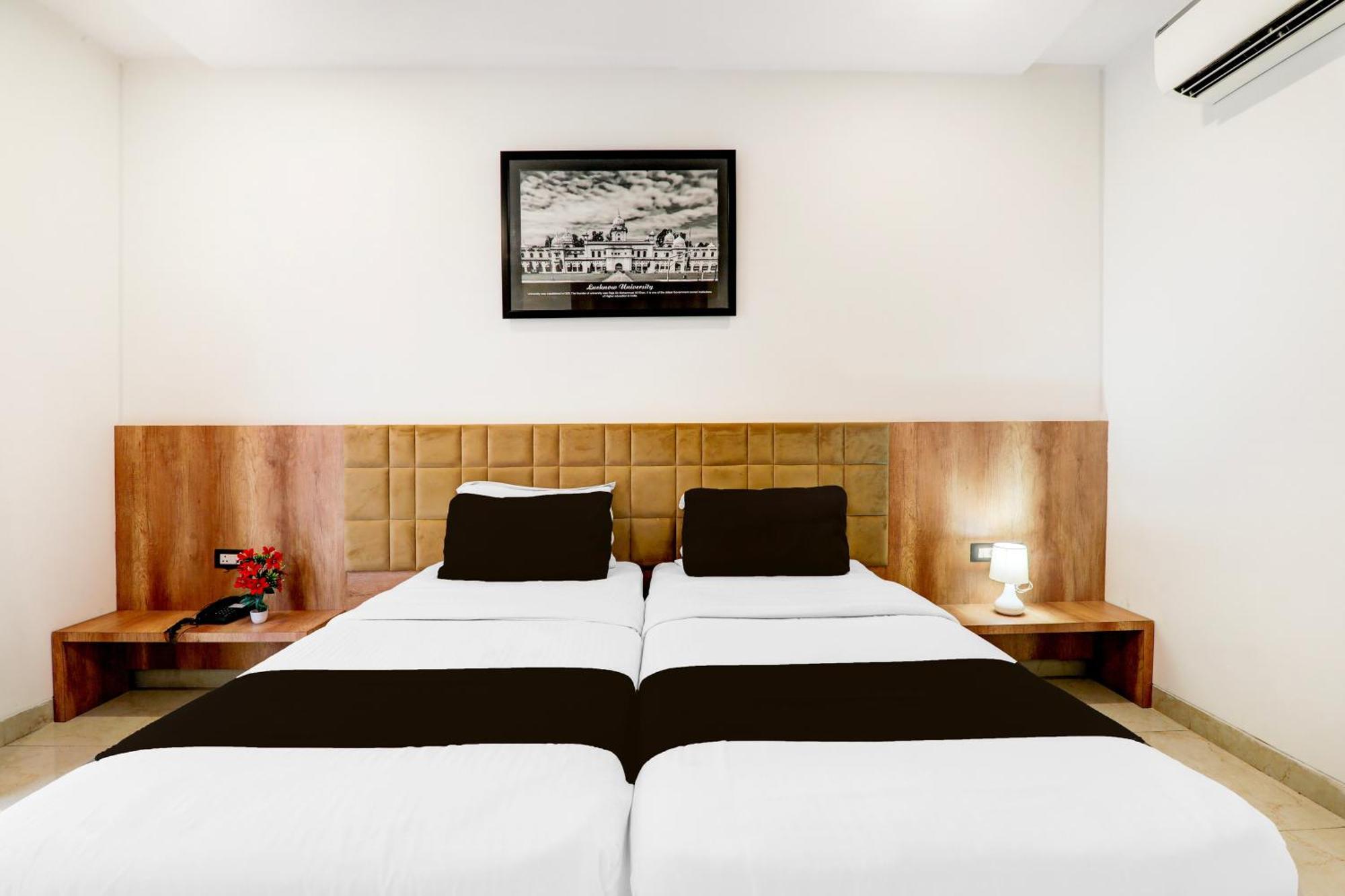 Hotel Townhouse The Nawab And Banquet Lucknow